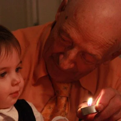 André Hurtubise avec son arrière-petit-fils, Colin