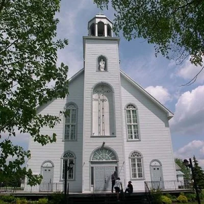 L’église de St-Édouard-de-Fabre figure sur la liste de l’inventaire pour le patrimoine mobilier religieux qu’elle abrite.