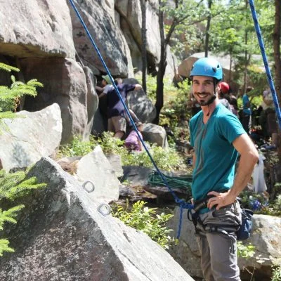 C'est Frédéric Patoine qui est à l'origine du nouveau site d'escalade à Ville-Marie.